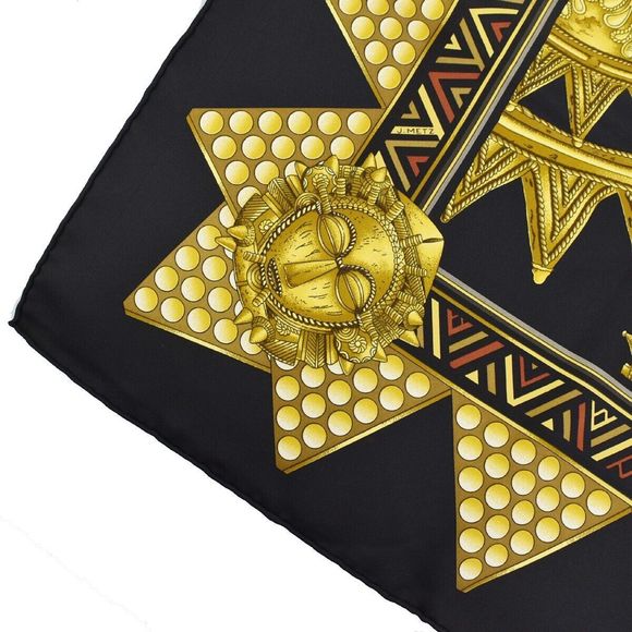 HERMES Carre 90 Scarves - Picture 8 of 11